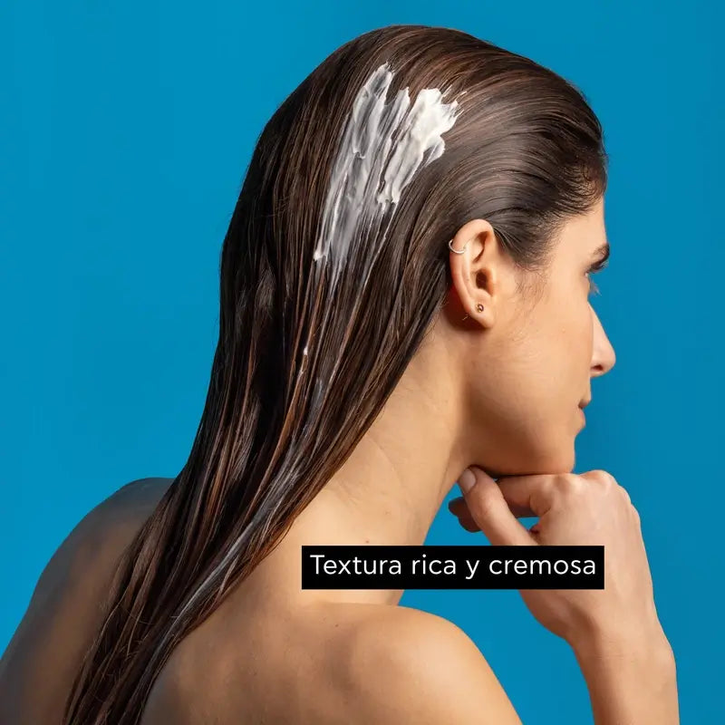 APIVITA Hydratačná maska pre všetky typy vlasov s kyselinou hyalurónovou a aloe vera, 20 ml