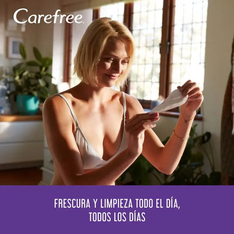 Carefree Plus Large, jemná vôňa, 48 ks