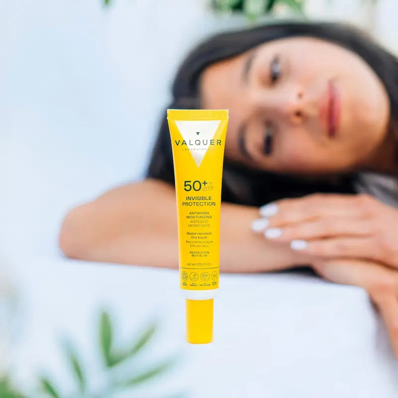 Valquer Sunscreen – opaľovací krém na tvár s faktorom 50+ a neviditeľnou ochranou, 40 ml