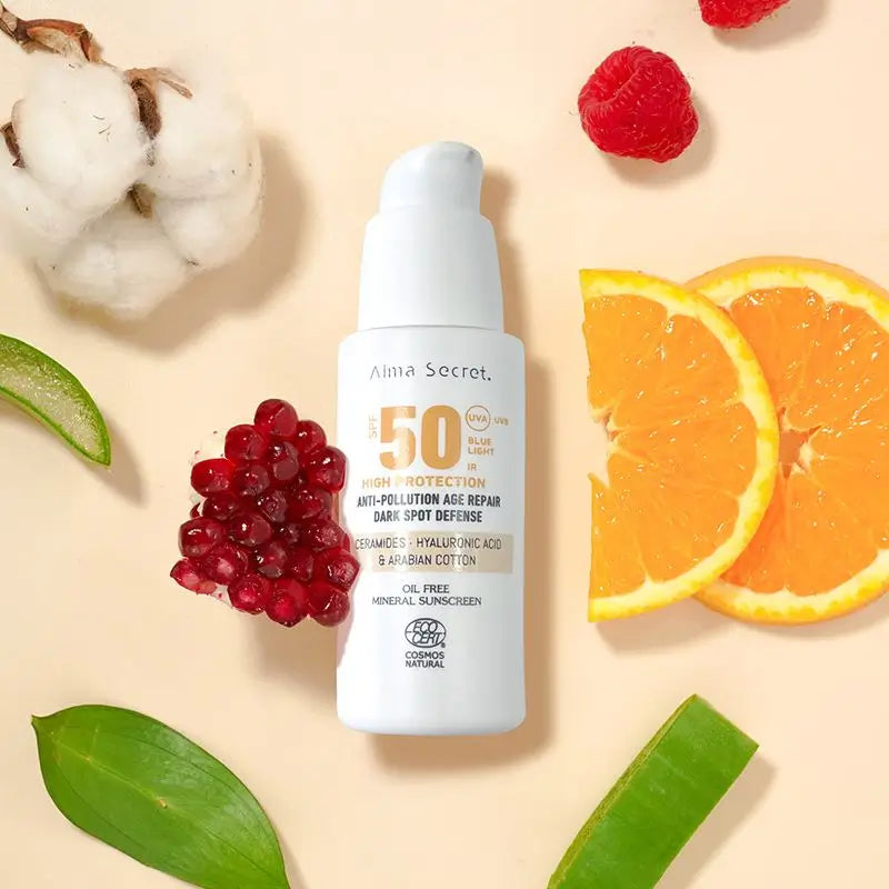 Alma Secret Solar Facial Natural SPF 50 s ceramidmi, proti pigmentovým škvrnám a bez obsahu oleja (farba: Sand)