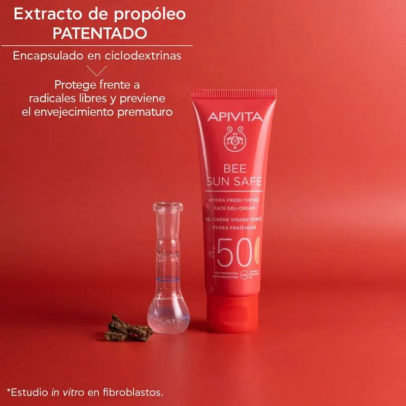APIVITA Hydra Fresh tónovaný gél-krém s ochranným faktorom SPF 50, 50 ml