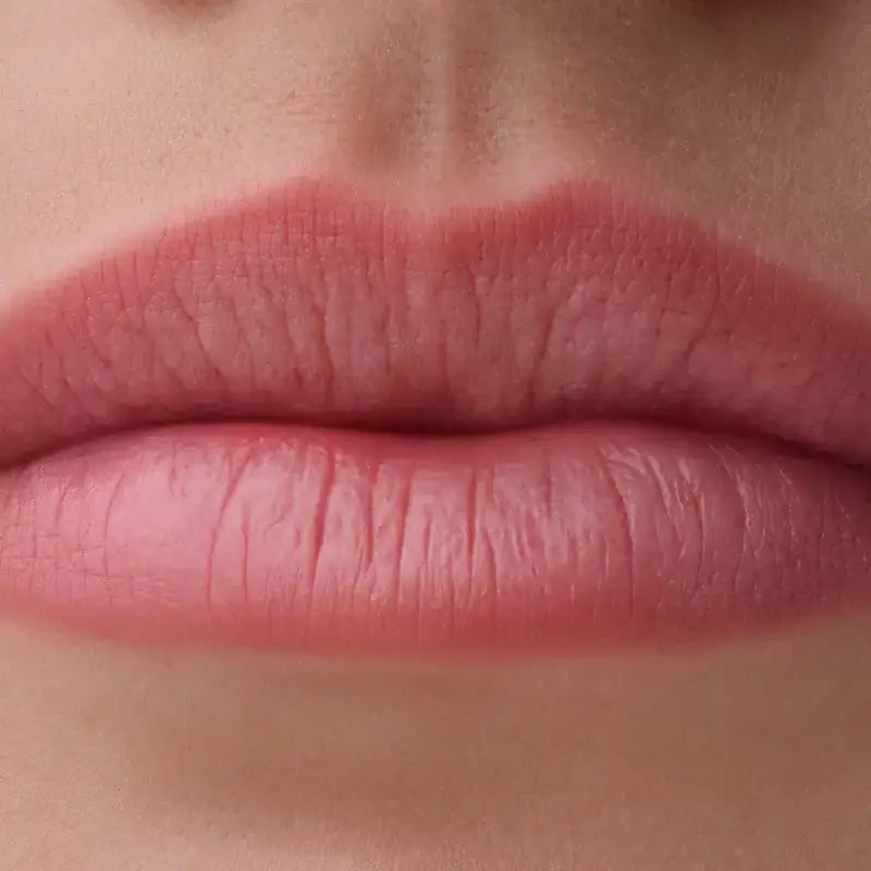 Catrice Kontúrovacia ceruzka na pery Blur-Real 020, 0,8 g