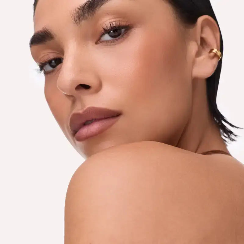 Catrice Kontúrovacia ceruzka na pery Blur-Real 040, 0,8 g