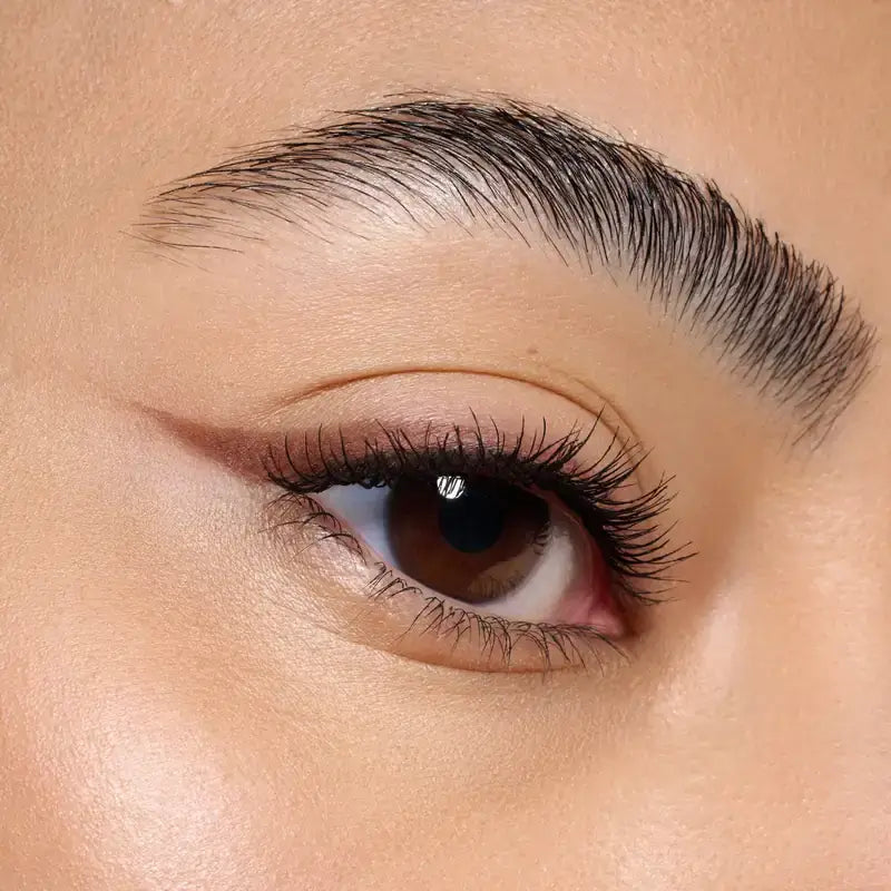 Catrice Kontúrovacia ceruzka na oči Velvet Glide Matte 020, 1,4 g