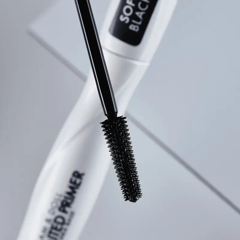Catrice Glam & Doll Tinted Primer – podklad pod riasenku, 10 ml
