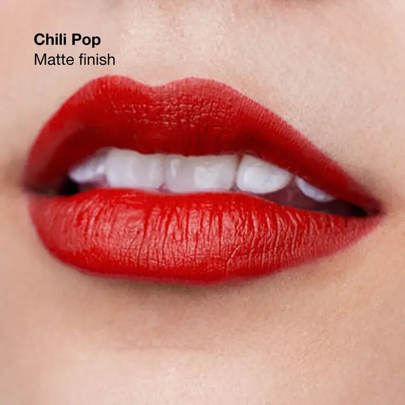 Clinique Pop Longwear matná rúžová tyčinka Chili Pop, 3,9 g