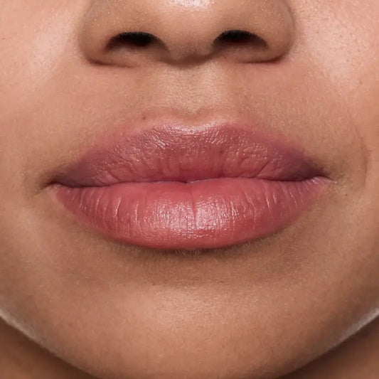 Essence Balzam na pery Nude Blur Soufflé 05, 3 g