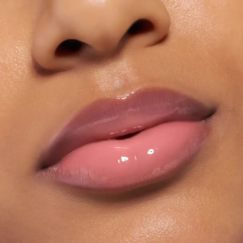 Essence Lesk na pery pre väčší objem Extreme Shine 20, 5 ml