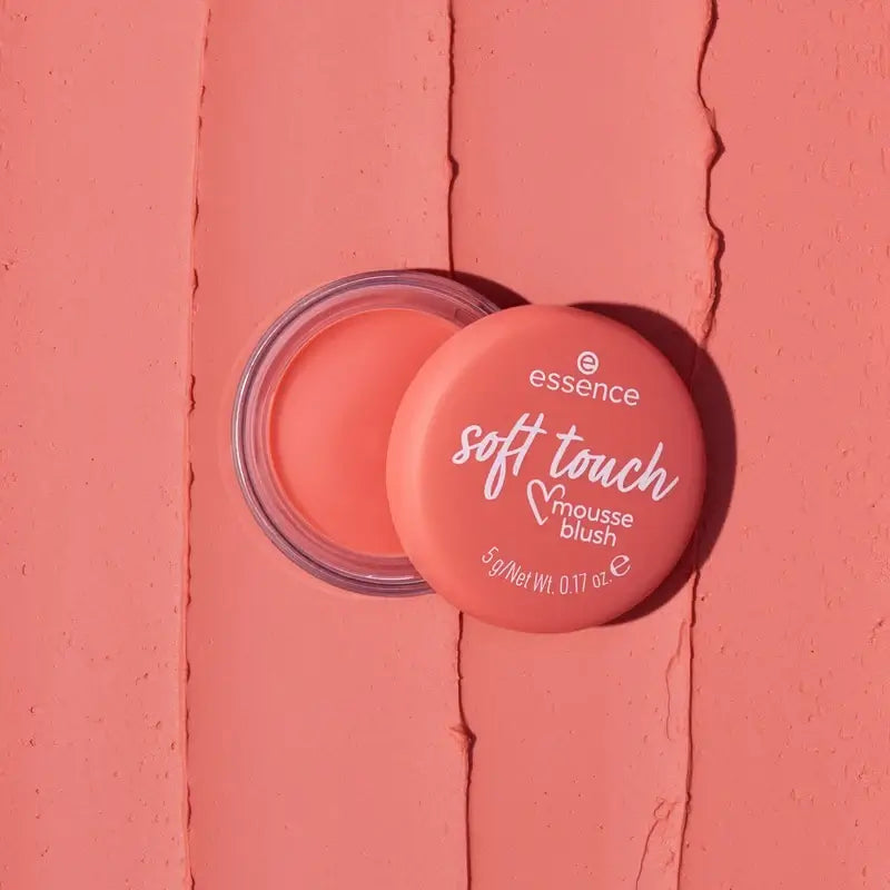 Essence Púder v pene Soft Touch 30, 5 g
