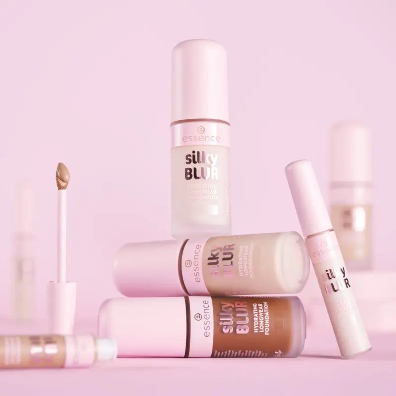 Essence Hydratačný korektor s dlhotrvajúcim účinkom Silky Blur 130, 10 ml
