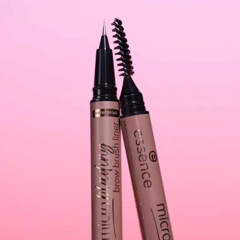 Essence Kontúrovacia ceruzka na obočie Microblading 02, 0,6 ml