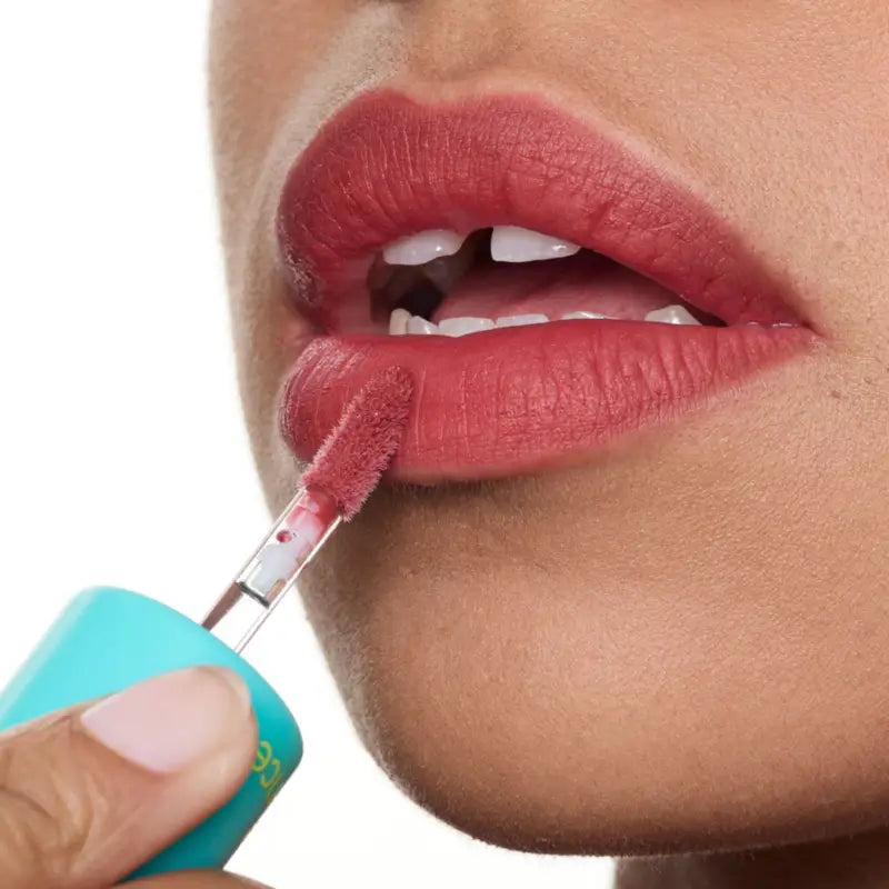 Essence Juicy Matte rúž v pene 06, 2,7 ml