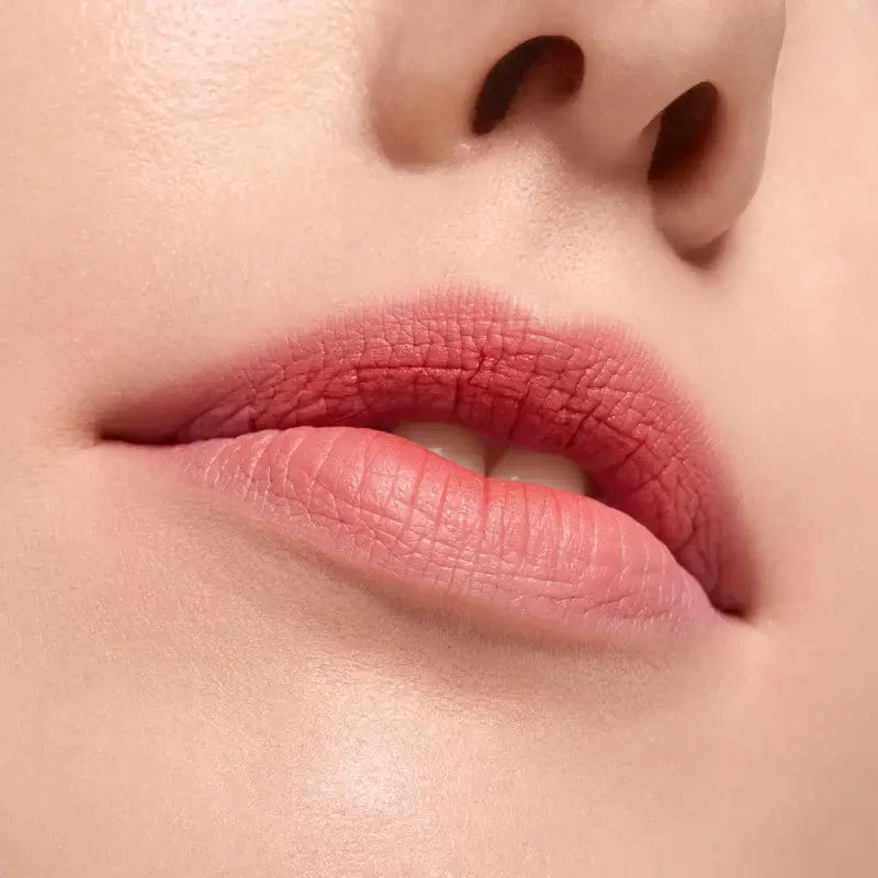 Matný krémový rúž Essence Blur Soufflé 03, 3,6 ml