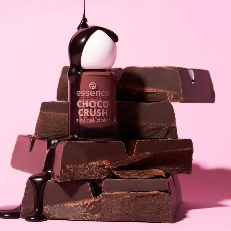 Essence Mini lak na nechty Choco Crush 17,5 ml