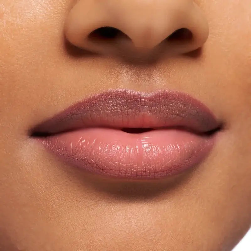 Essence Kontúrovacia ceruzka na pery Poutline Soft Glide 03, 0,62 g