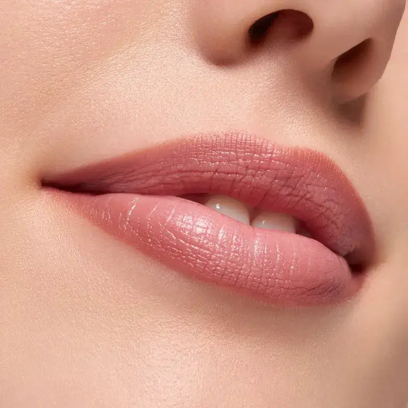Essence Kontúrovacia ceruzka na pery Poutline Soft Glide 03, 0,62 g