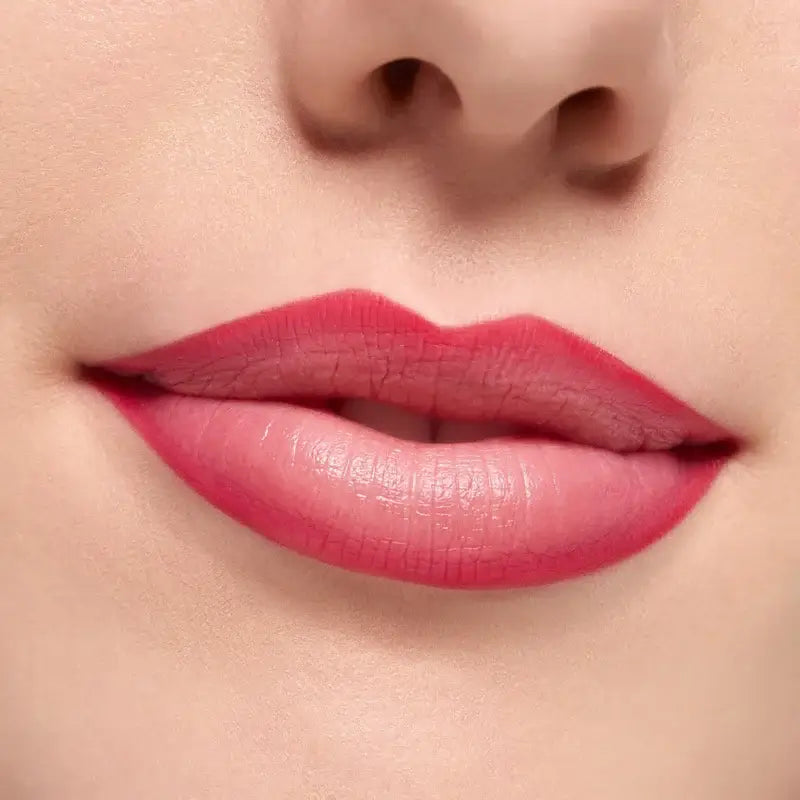 Essence Kontúrovacia ceruzka na pery Poutline Soft Glide 05, 0,62 g