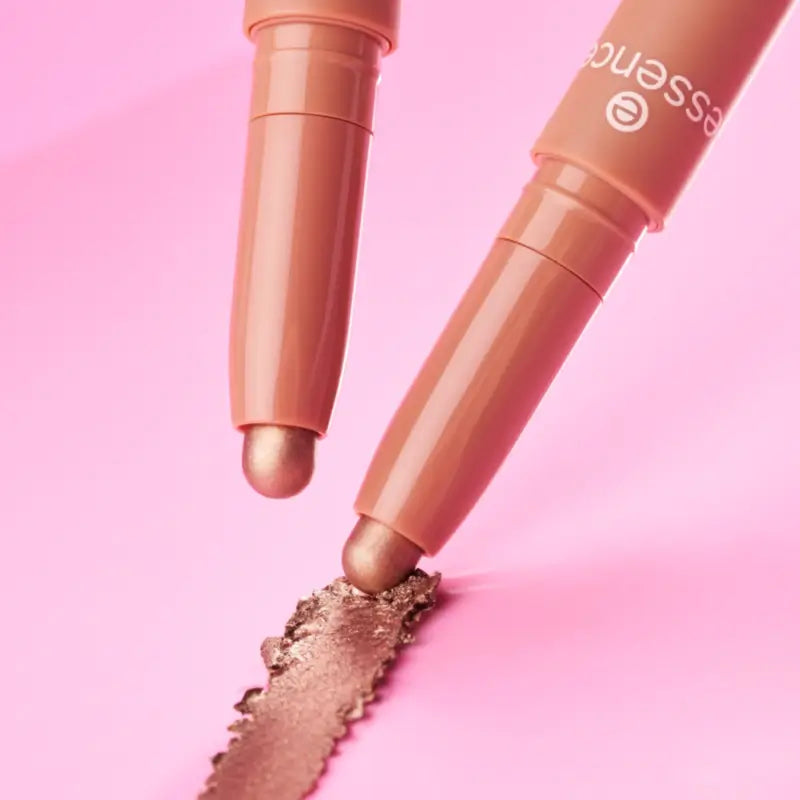 Essence Očné tiene v tyčinke Blur Nude 07, 1,2 g