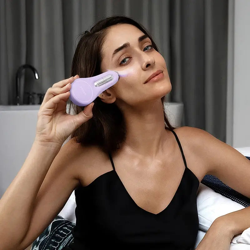 Foreo Bear 2 na oči a pery – levanduľa 