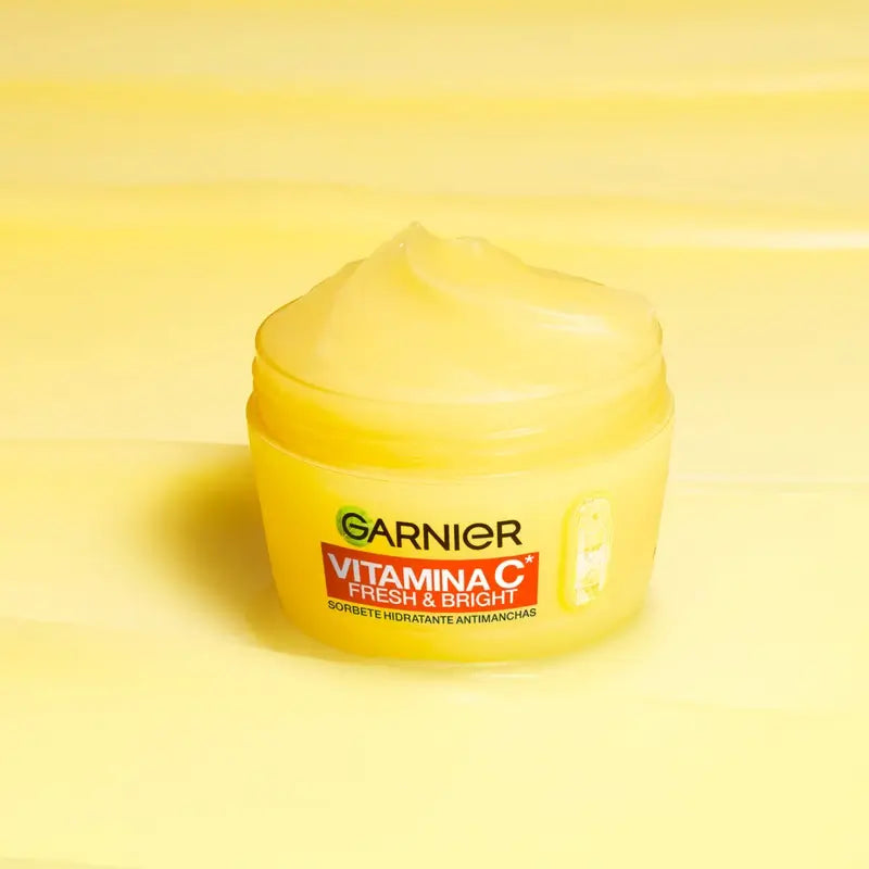 Garnier Vitamin C Fresh & Bright Hydratačný krém proti pigmentovým škvrnám, 85 ml