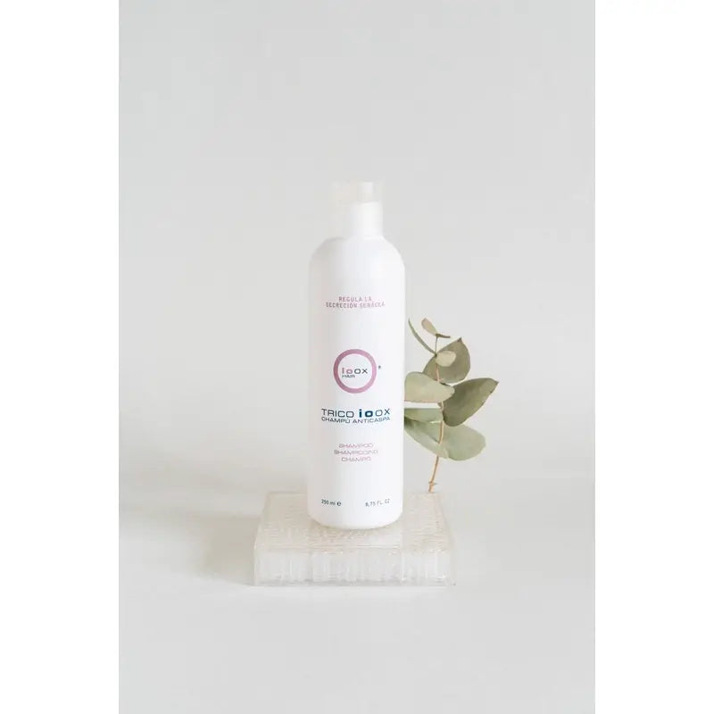 Ioox Tricoioox Šampón proti suchým lupinám, 250 ml