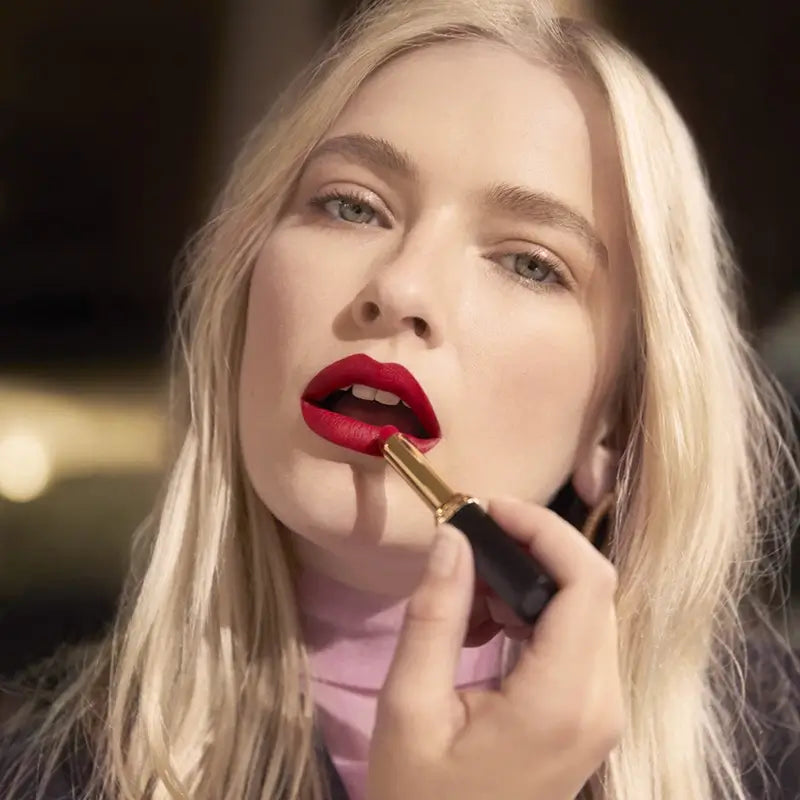L'Oreal Paris Rúž Volume Matte 1990S Červená