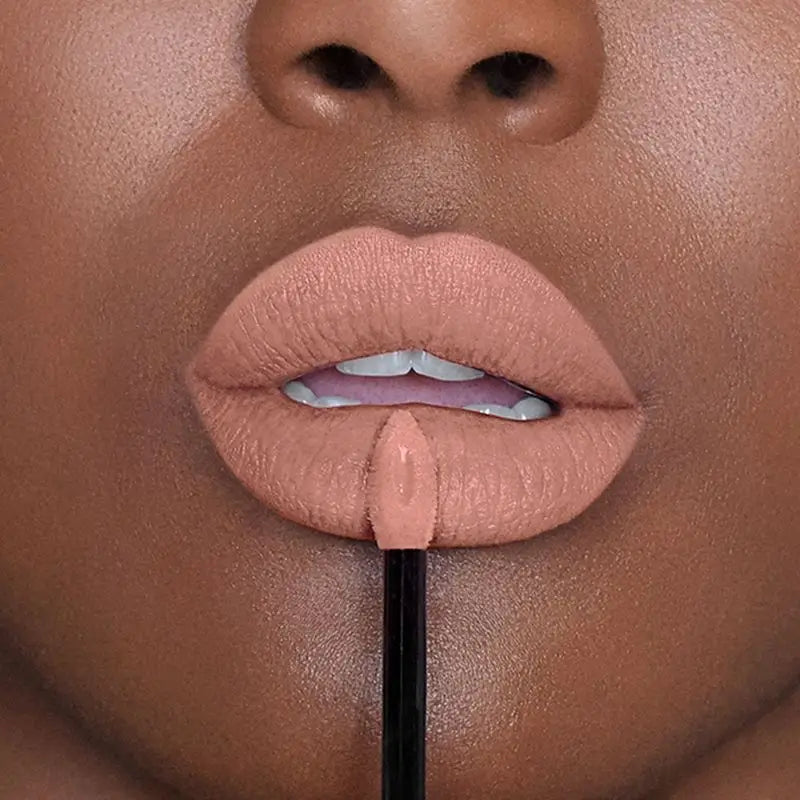 Maybelline New York Matná rúž s dlhotrvajúcim účinkom Superstay Matte Ink, odtieň 05 Loyalist, farba Nude
