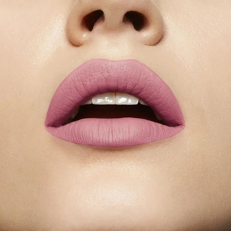 Maybelline New York Superstay Matte Ink – matná rúž s dlhotrvajúcim účinkom, odtieň 10 Dreamer, farba nude ružová