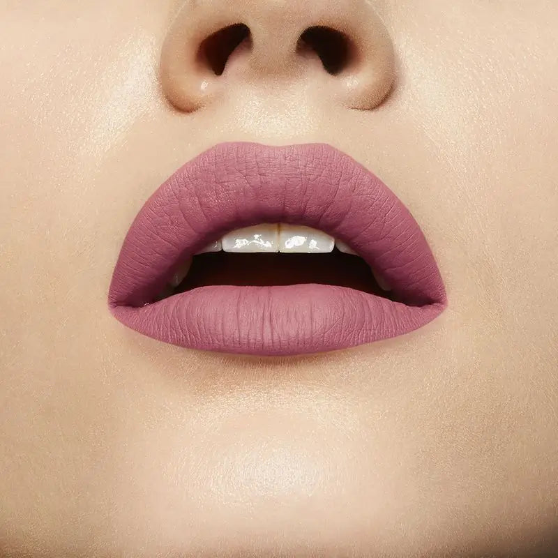 Maybelline New York Superstay Matte Ink – matná rúž s dlhotrvajúcim účinkom, odtieň 15 Lover, farba Nude