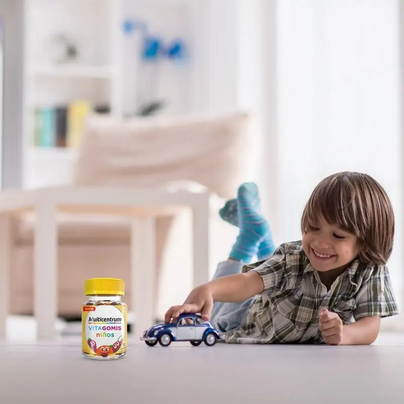 Multicentrum Vitagomis Junior – multivitamínový prípravok pre deti s príchuťou čerešní, pomarančov a jahôd, 30 g želé