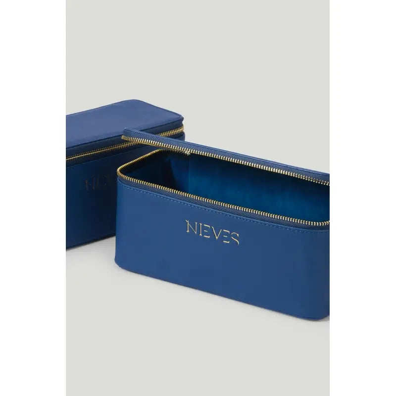Nieves By Nieves Álvarez – sada: spevňujúce sérum Power Firm Peptide, 30 ml + spevňujúci pleťový krém Lift Cream, 50 ml + kozmetická taštička