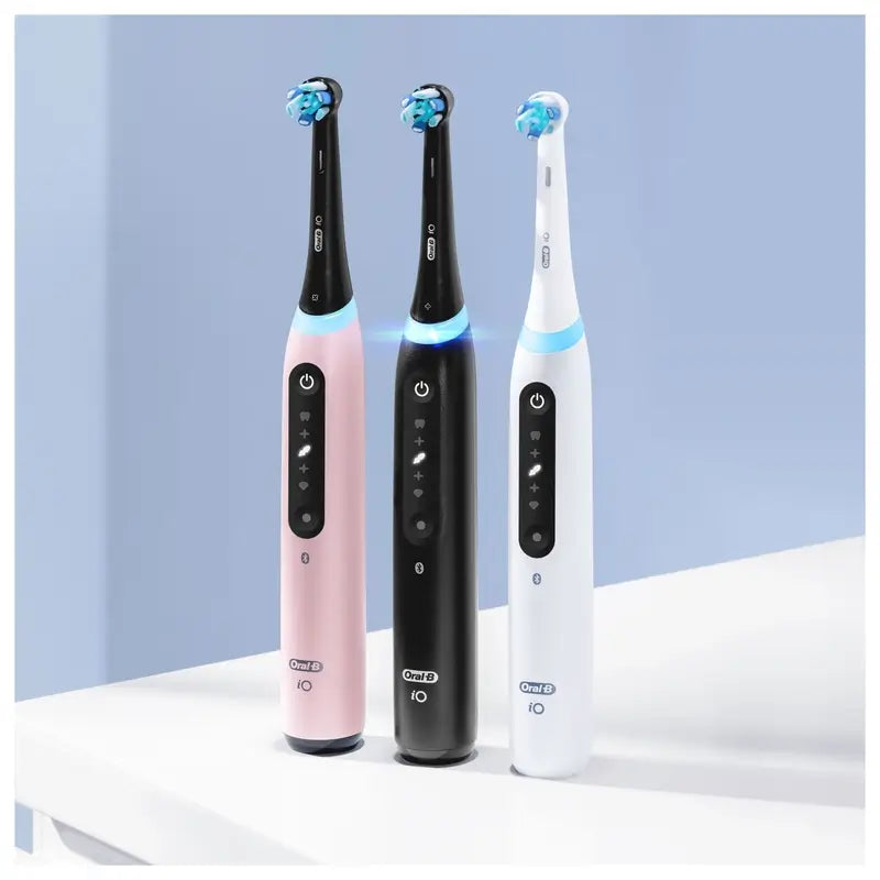Oral-B Io 5 Elektrická zubná kefka, biela, 2 hlavice