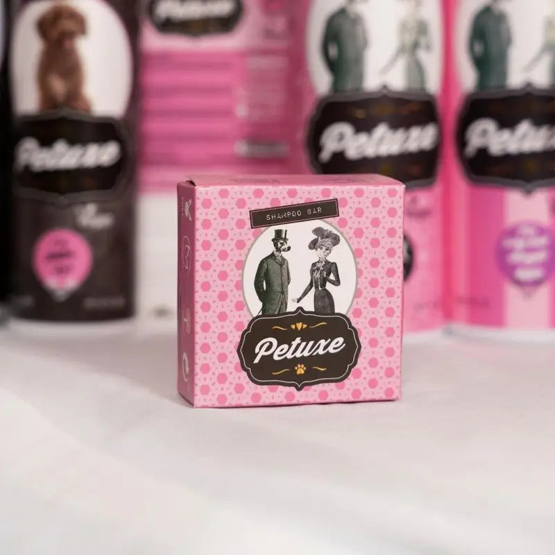 Petuxe – tuhý šampón pre všetky plemená, 50 gramov