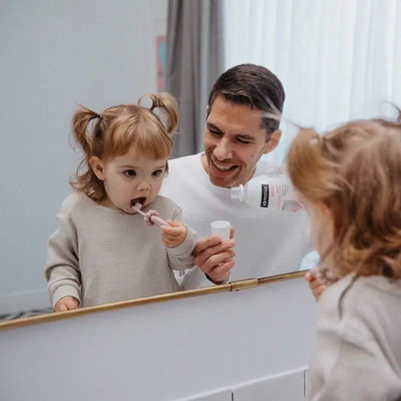 Suavinex – detská zubná kefka pre deti od 0 do 2 rokov, modrá