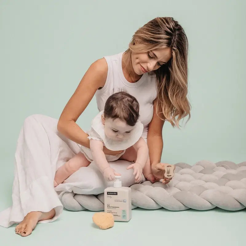 Suavinex Gel – penová kúpeľová voda pre bábätká, 500 ml
