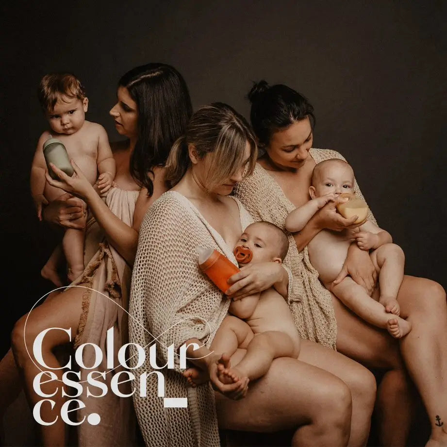 Suavinex – puzdro na cumlíky pre bábätká. Puzdro z pružného silikónu. Na 2 cumlíky. Od 0 mesiacov. Colour Essence, horčicová