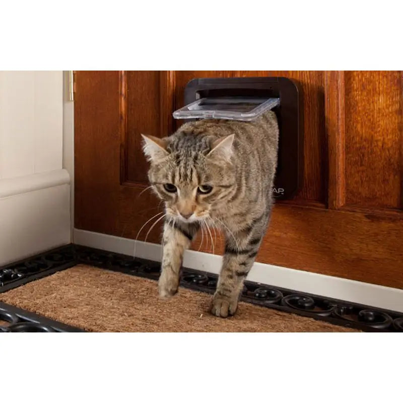 Sure PetCare SureFlap – Hnedá mačacia dvierka s mikročipom