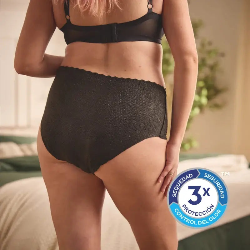 Tena Silhouette čierna, s vysokým pásom, stredná veľkosť, 9 kusov