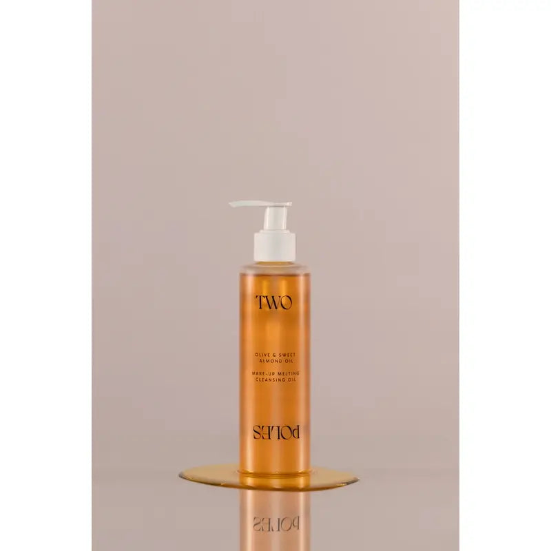 Two Poles Make-Up Melting Cleansing Oil, 190 ml